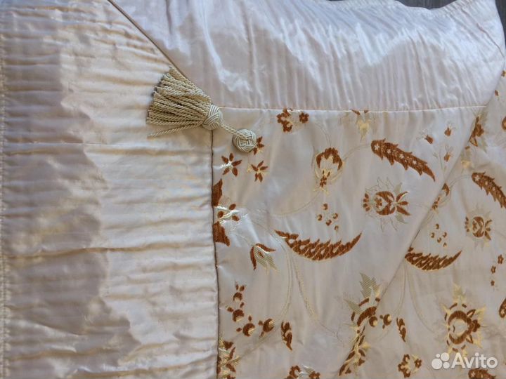 Покрывало с наволочками Velare