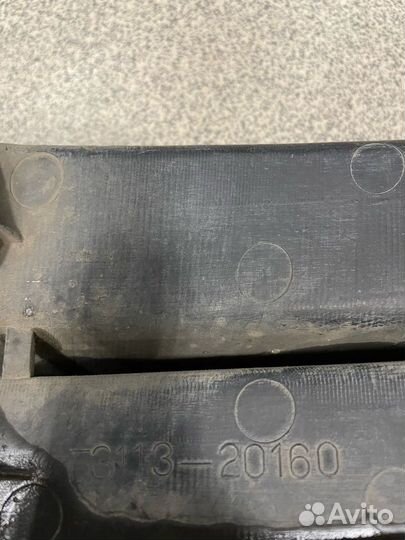 Заглушка бампера переднего Toyota Caldina ET-196