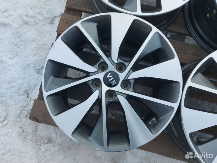 Kia Optima 2017 Ориг Датчики R18 5x114.3 ET52.5