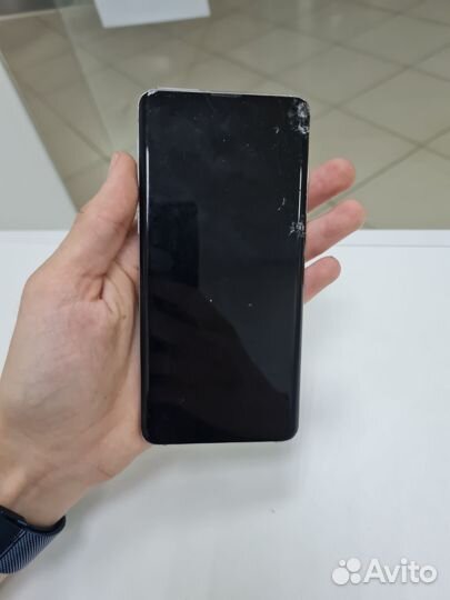 Samsung Galaxy S10, 8/128 ГБ