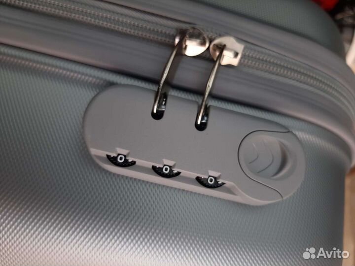 Чемоданы на колесах