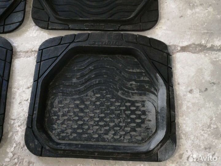 Коврики резиновые универсальные