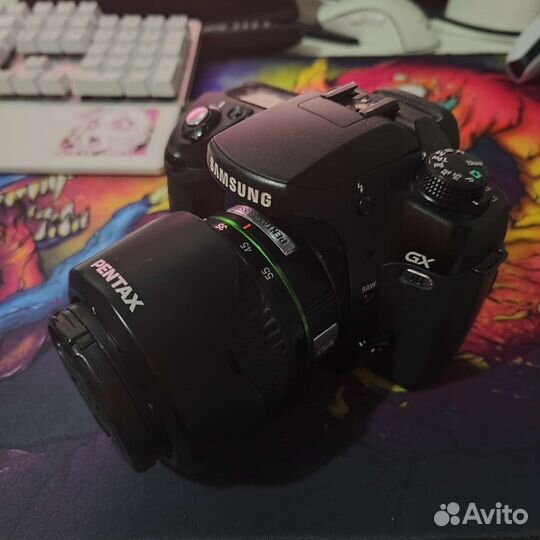 Зеркальный фотоаппарат Samsung GX-10