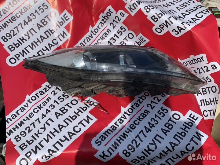 Фара правая KIA Sportage 2010-2015 921023U250