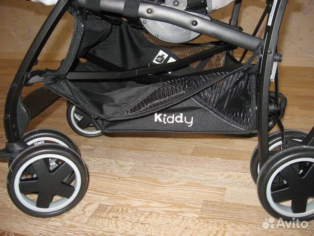 Коляска прогулочная трость Kiddy city n move