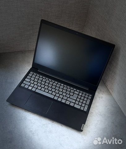 Ноутбук Lenovo / почи новый