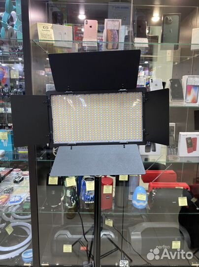 Видеосвет Pro Led U600+