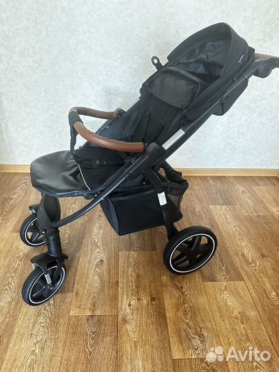 Прогулочная коляска Tomix stella