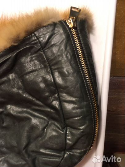 Лиса капюшон меховой воротник натуральный