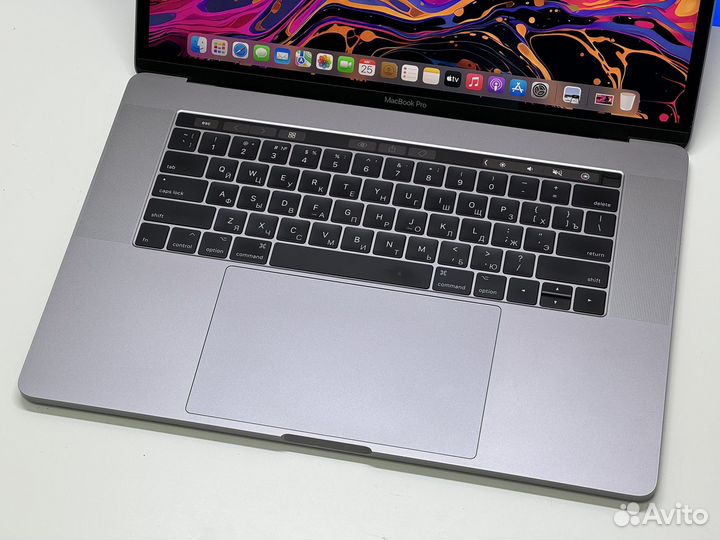 Топ MacBook Pro 15 i7 2.9/16gb/512gb/Radeon 4gb