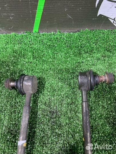 Стойка стабилизатора задняя Toyota Kluger V MCU25