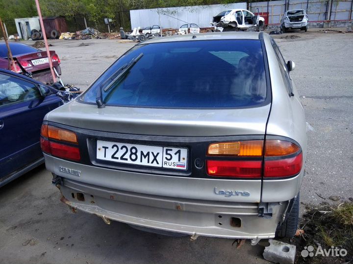 Рено Лагуна 1.6 2.0 МКПП 2000г в разборе