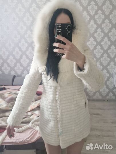 Шуба из кролика белая с поясом