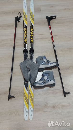 Лыжи беговые детские 140