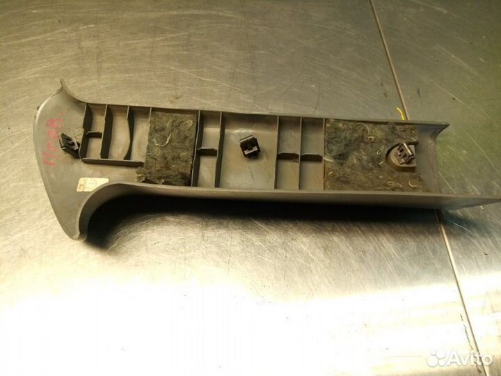 Накладка правая Chevrolet Lacetti J200 F16D3