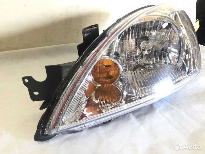 Фара Митсубиси Ланцер 9 mitsubishi lancer 03-07