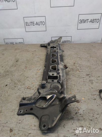 Планка телевизора Bmw 7 E66 2002