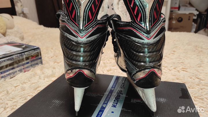 Детские профессиональные коньки Bauer X900 Y10,5D