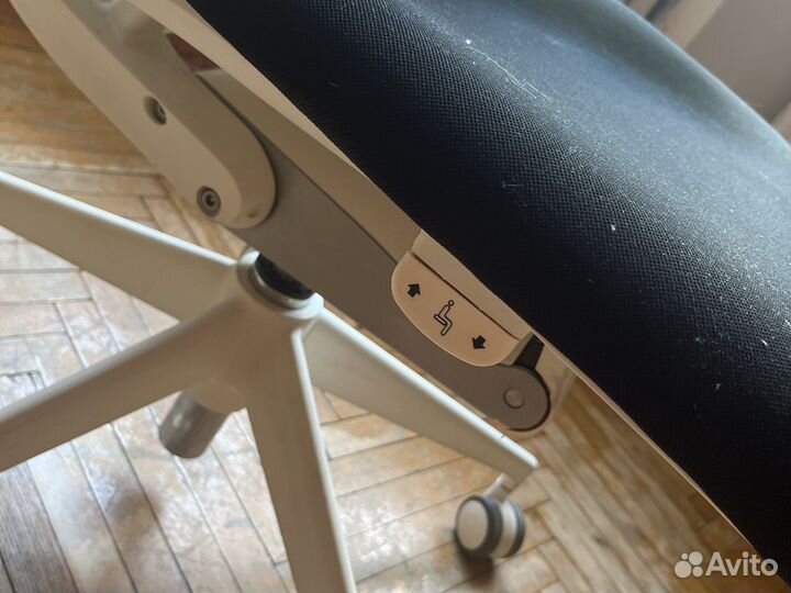 Компьютерное кресло