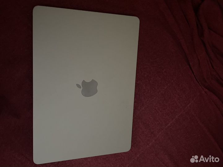 Apple MacBook air 13 2022 M2 512