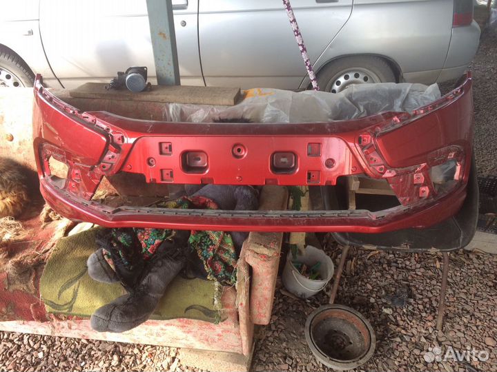 Передний бампер на Гранту