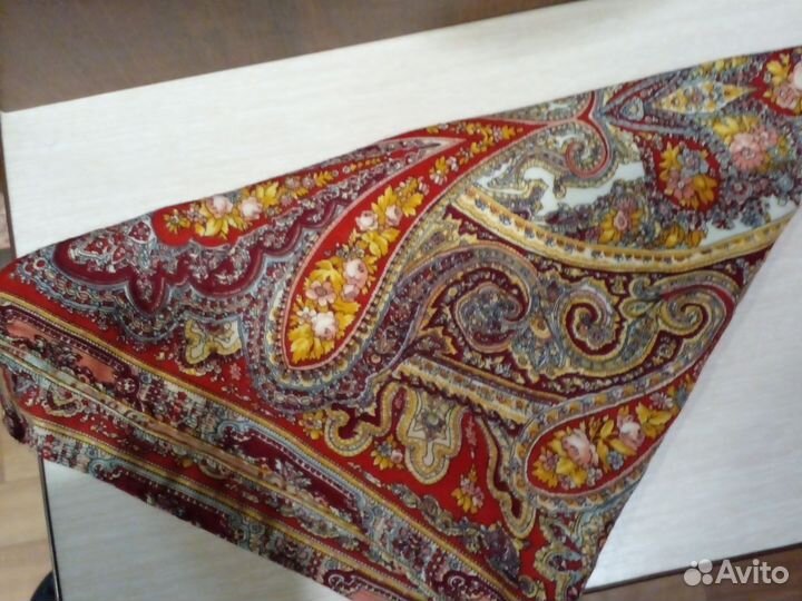 Посадский платок-косынка. Большой. Шерсть