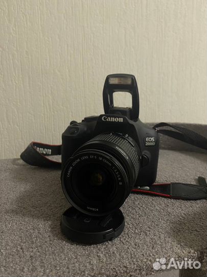 Фотоаппарат Canon EOS 2000D