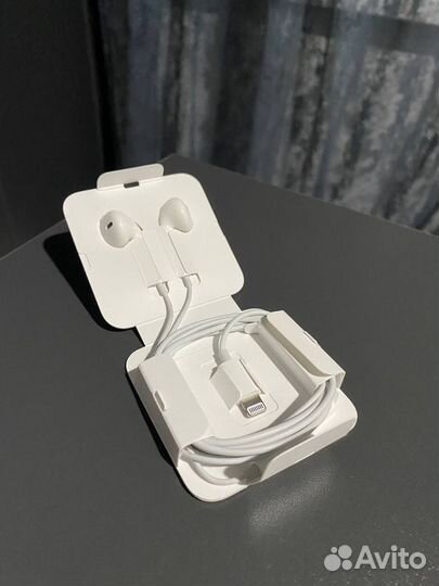 EarPods lightning оригинал