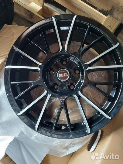 Литые диски r17 5x114,3