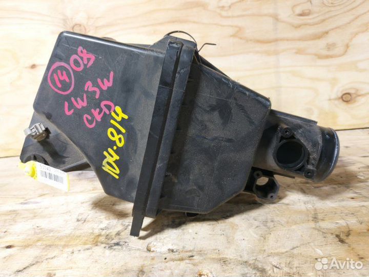 Корпус воздушного фильтра mazda MPV