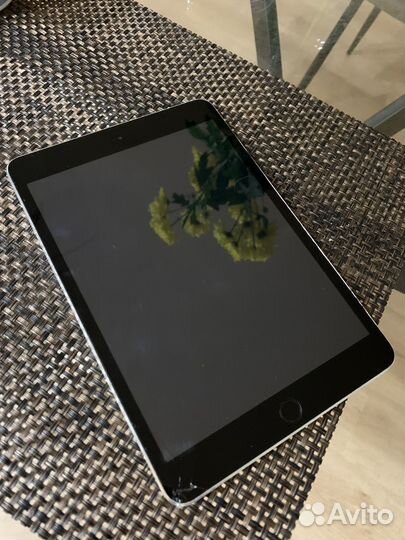 Планшет apple iPad mini 3