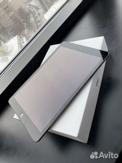 iPad 8 поколения 3гб 2020