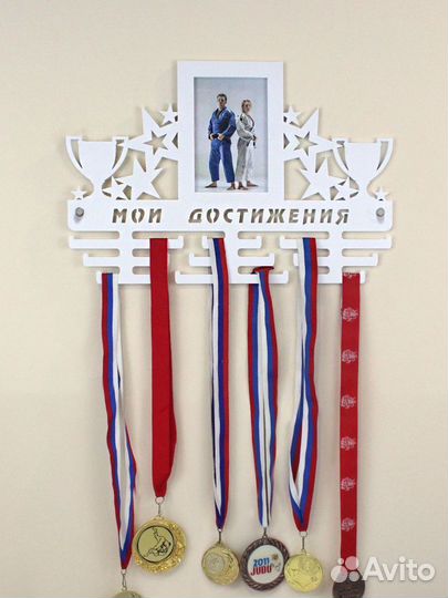 Медальница