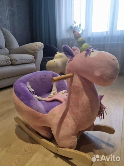 Качалка для девочки Тутти