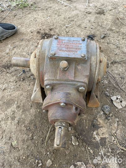 Редуктор угловой Н 09110000