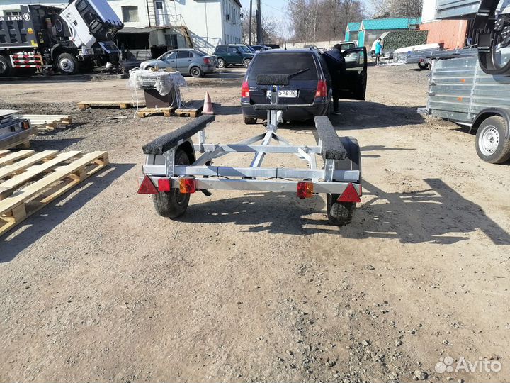 Прицеп легковой 81771С.012 с опорным колесом