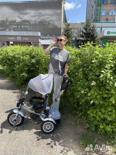 Трехколесный велосипед с родительской ручкой