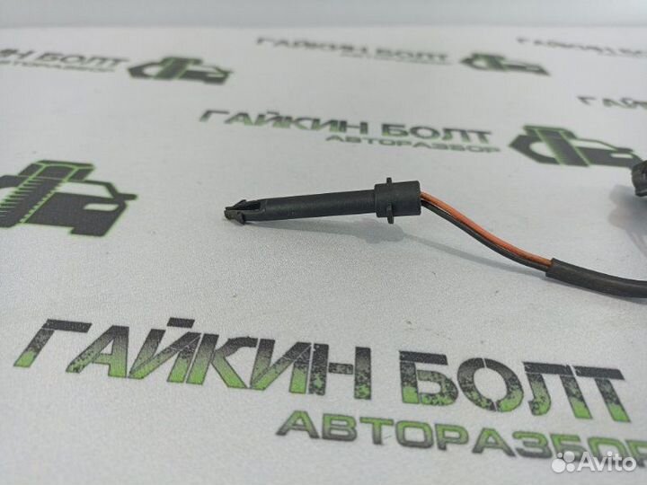 Датчик уровня тормозной жидкости Chevrolet Spark 3