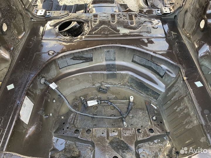 Audi A4 allroad quattro Панель задняя