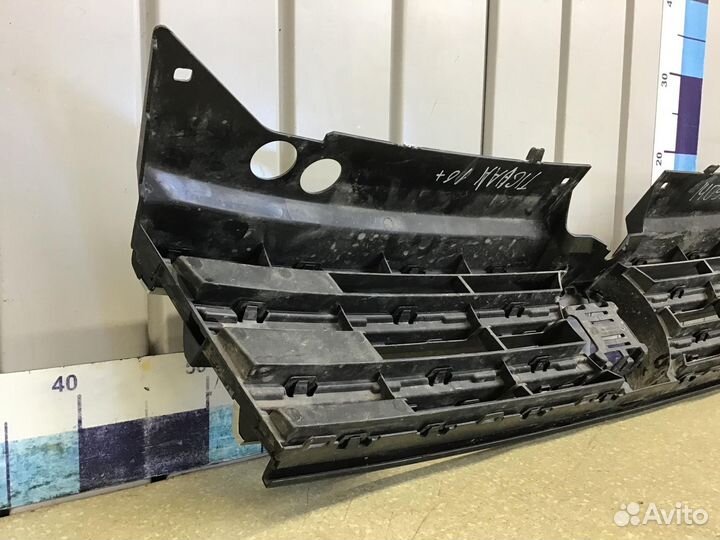 Решетка радиатора VW Tiguan 2017