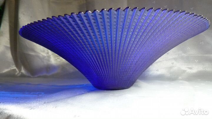 Ваза синее стекло