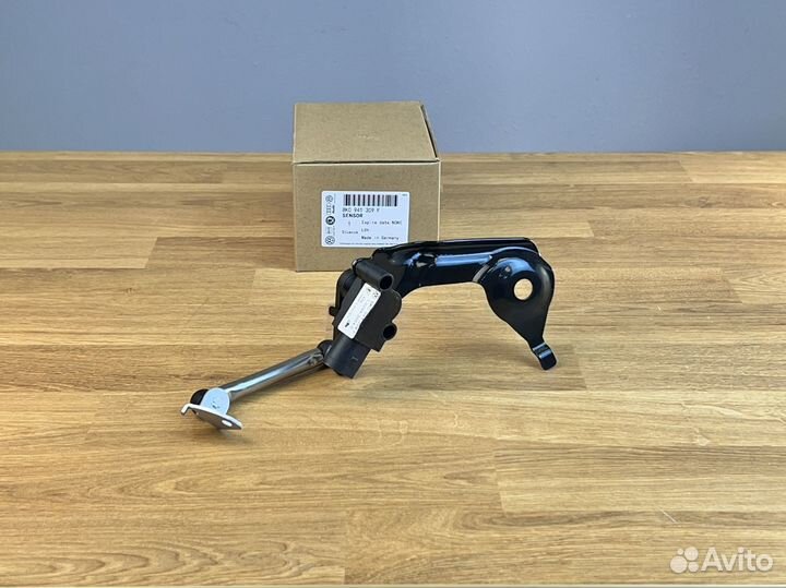 Датчик положения кузова VAG 8K0941309F