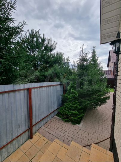 Дом 265 м² на участке 9 сот.