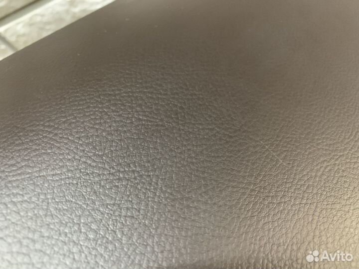 VW Touareg NF Бардачок