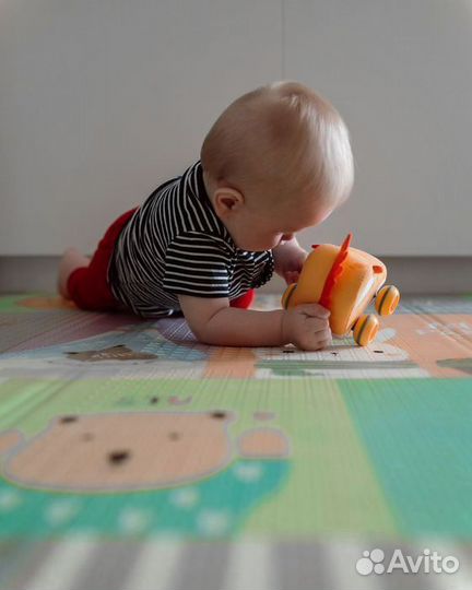 Детский коврик для ползания новый (заводской брак)