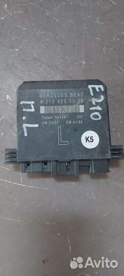 Блок управления двери передний на Mercedes