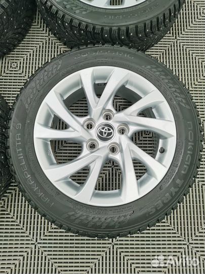 Комплект колёс на Toyota 205/55 r16
