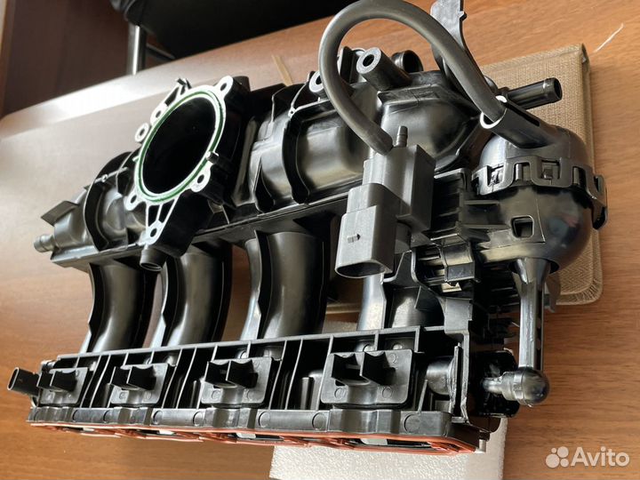 06H133201AT Впускной коллектор