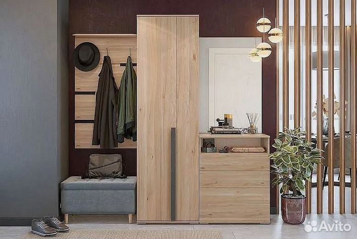 Шкаф купе в прихожую. Шкаф новый