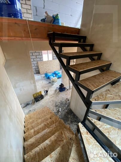 Лестницы внутри дома